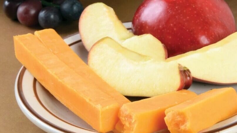 фрукты и сыр