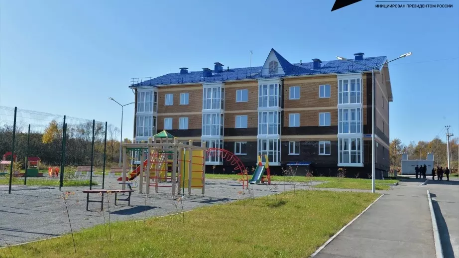 Два дома на 62 квартиры заселят люди из бараков в поселке Токи Хабаровского края