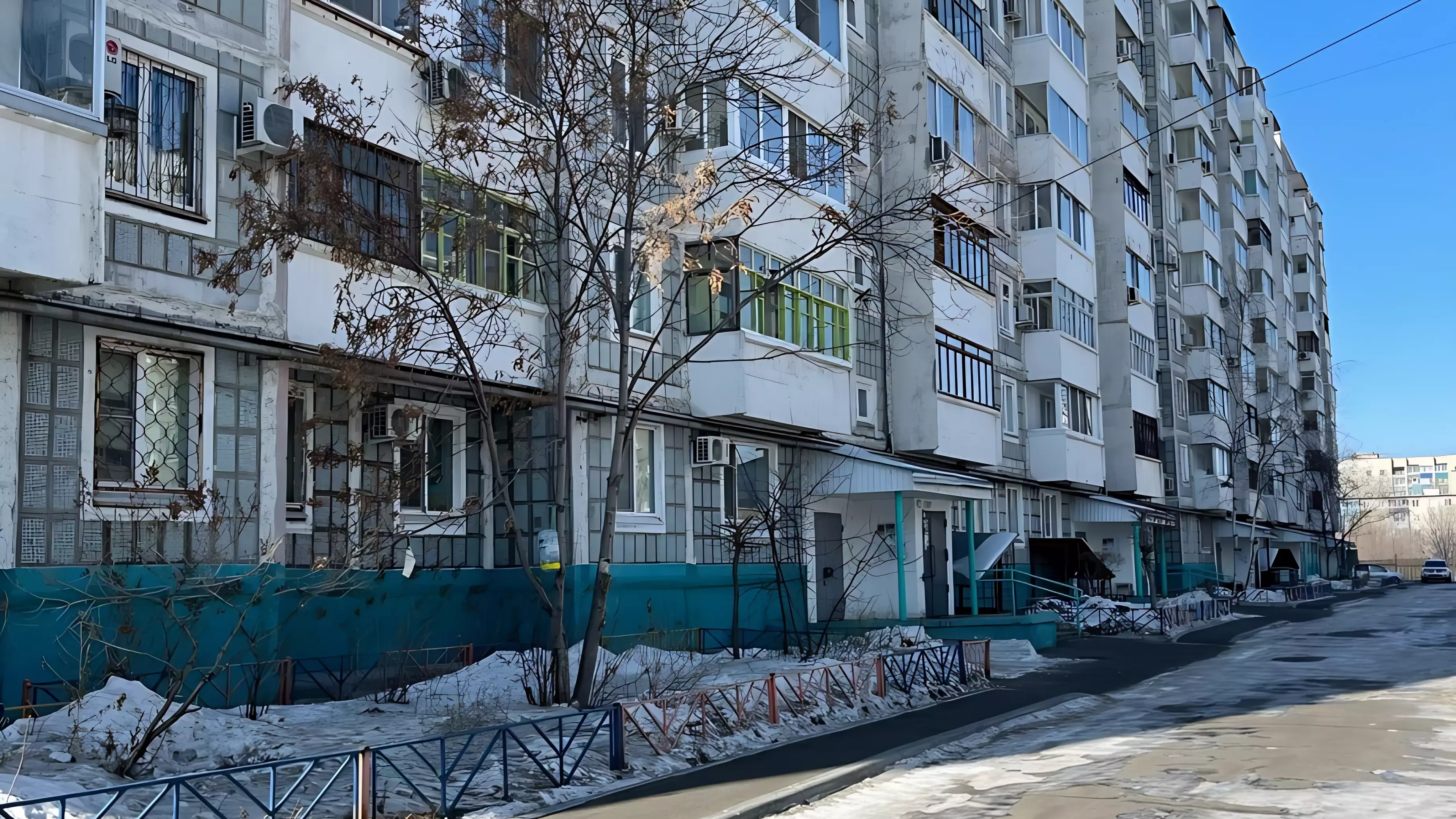 В многоквартирных домах Комсомольска-на-Амуре обновляют лифты