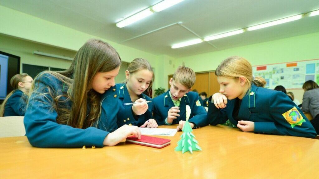 Школьников в игровой форме учат экологи в Хабаровске