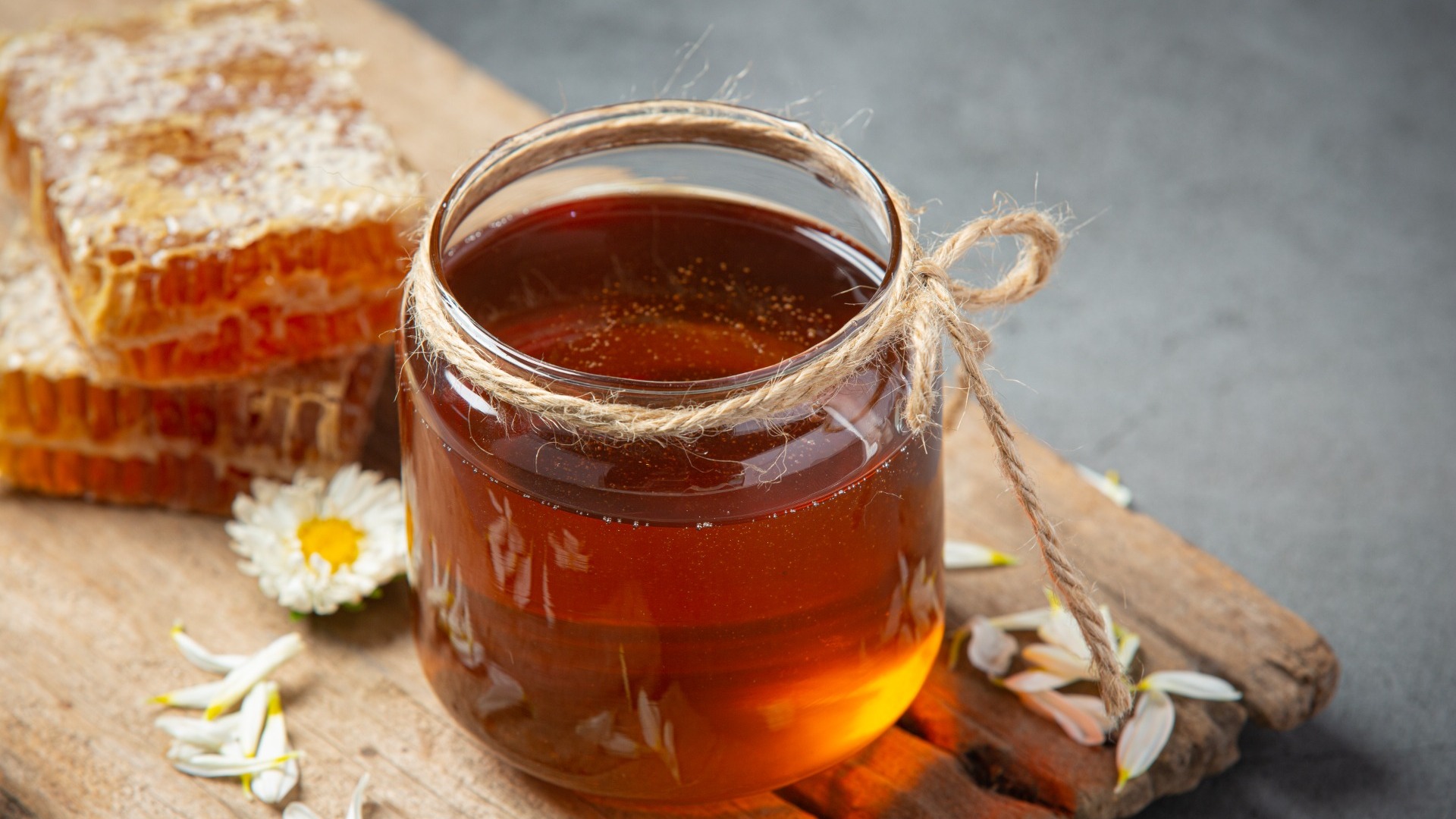 Антибиотики в мёде обнаружили в Хабаровске