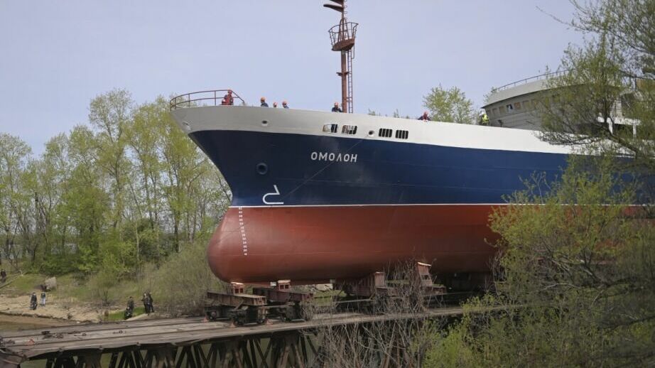 Хабаровское краболовное судно проекта 03 141 «Омолон» приступило к ходовым испытаниям
