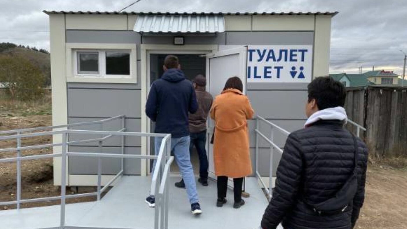 Теплые туалеты появились на Байкале в Бурятии