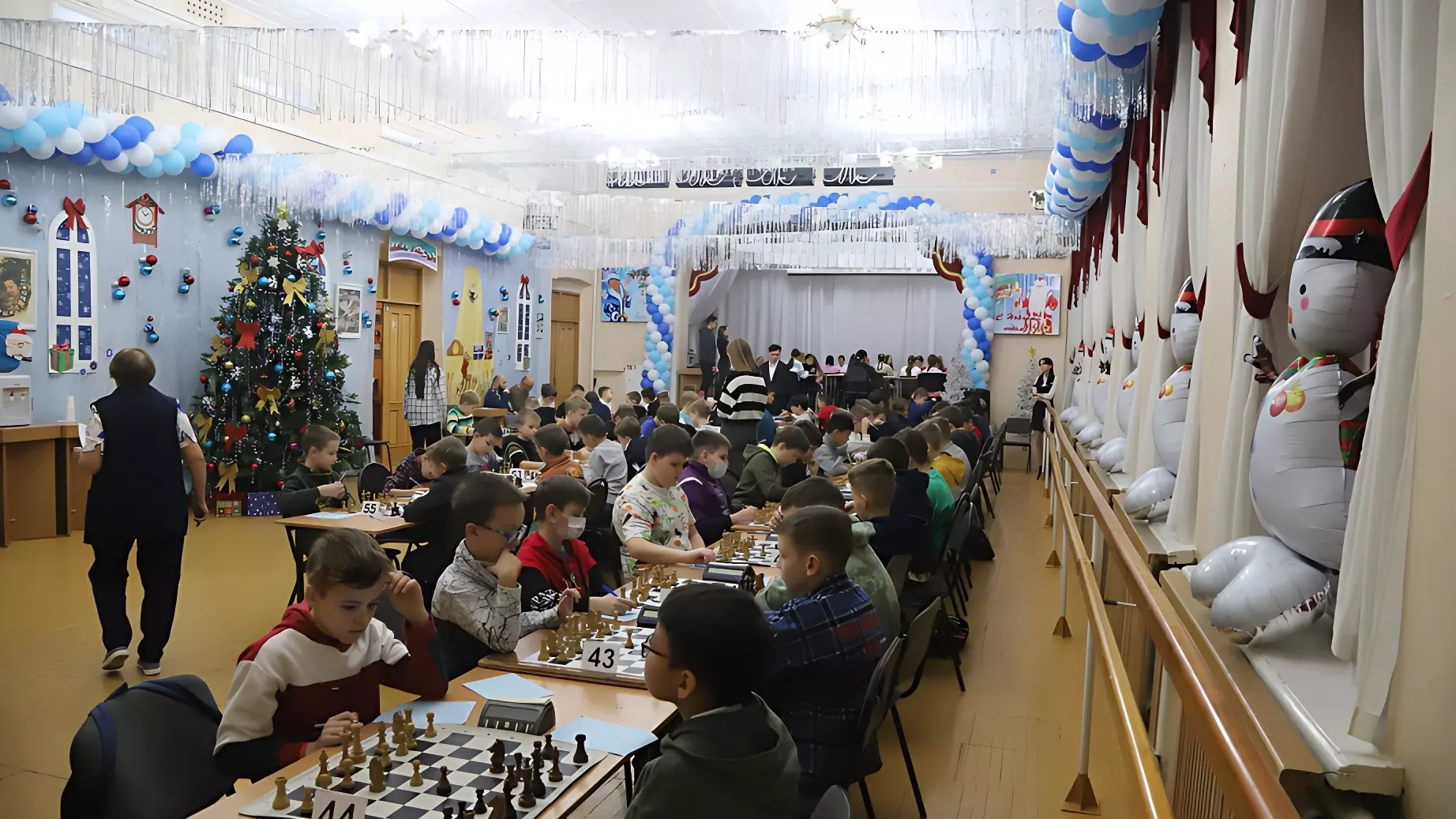 Шахматная «Снежная королева» прилетала в Хабаровск