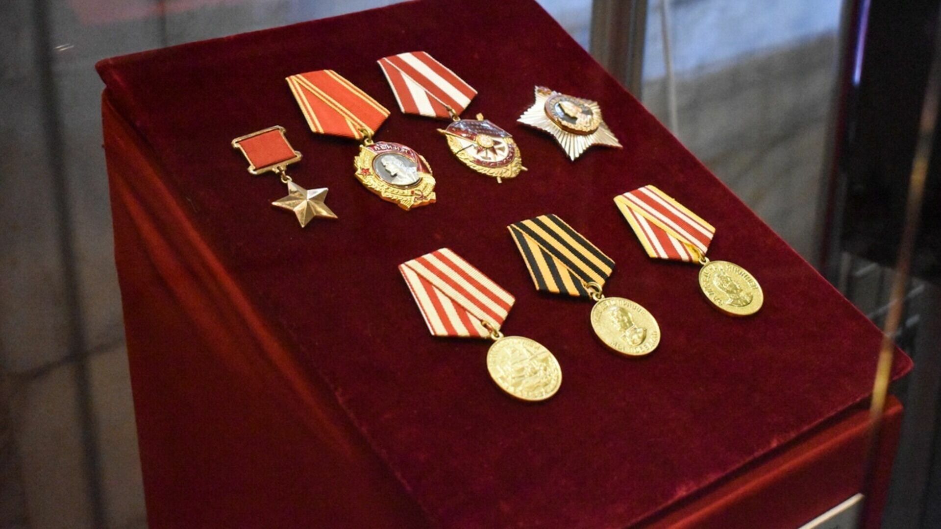 советские ордена и медали
