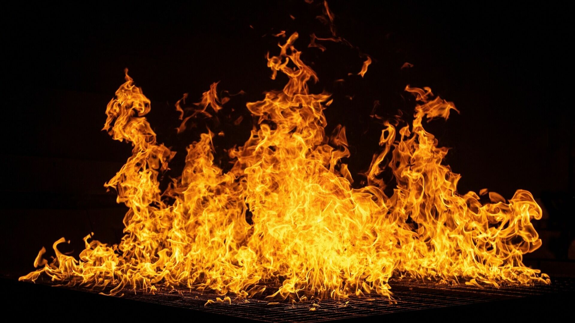 Больше 35 пожаров ликвидировали огнеборцы в Хабаровском крае