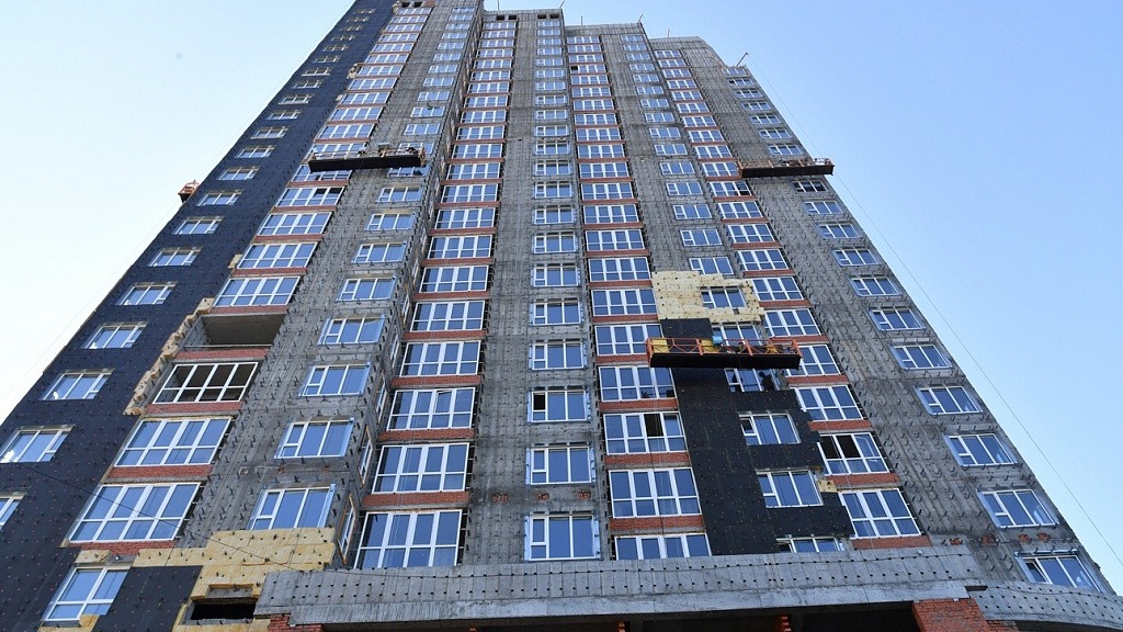 Сергей Кравчук лично проверил строительство жилья в Хабаровске