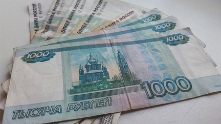 Мужчина украл у знакомого деньги в обмен на получение водительских прав в Хабаровске