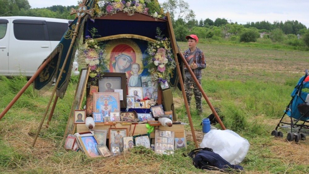 С молитвой миряне за четыре дня обошли Хабаровск