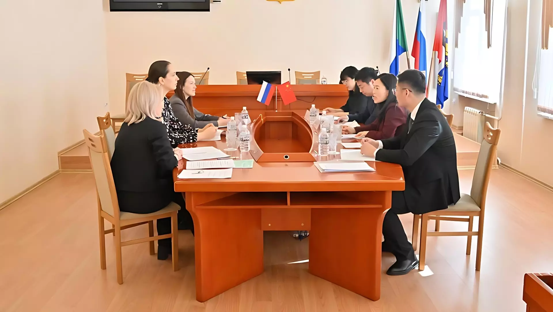 Китайская делегация провела рабочую встречу в Хабаровске