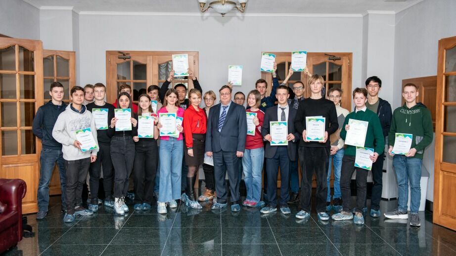 Хабаровские школьники приняли участие в турнире по физике