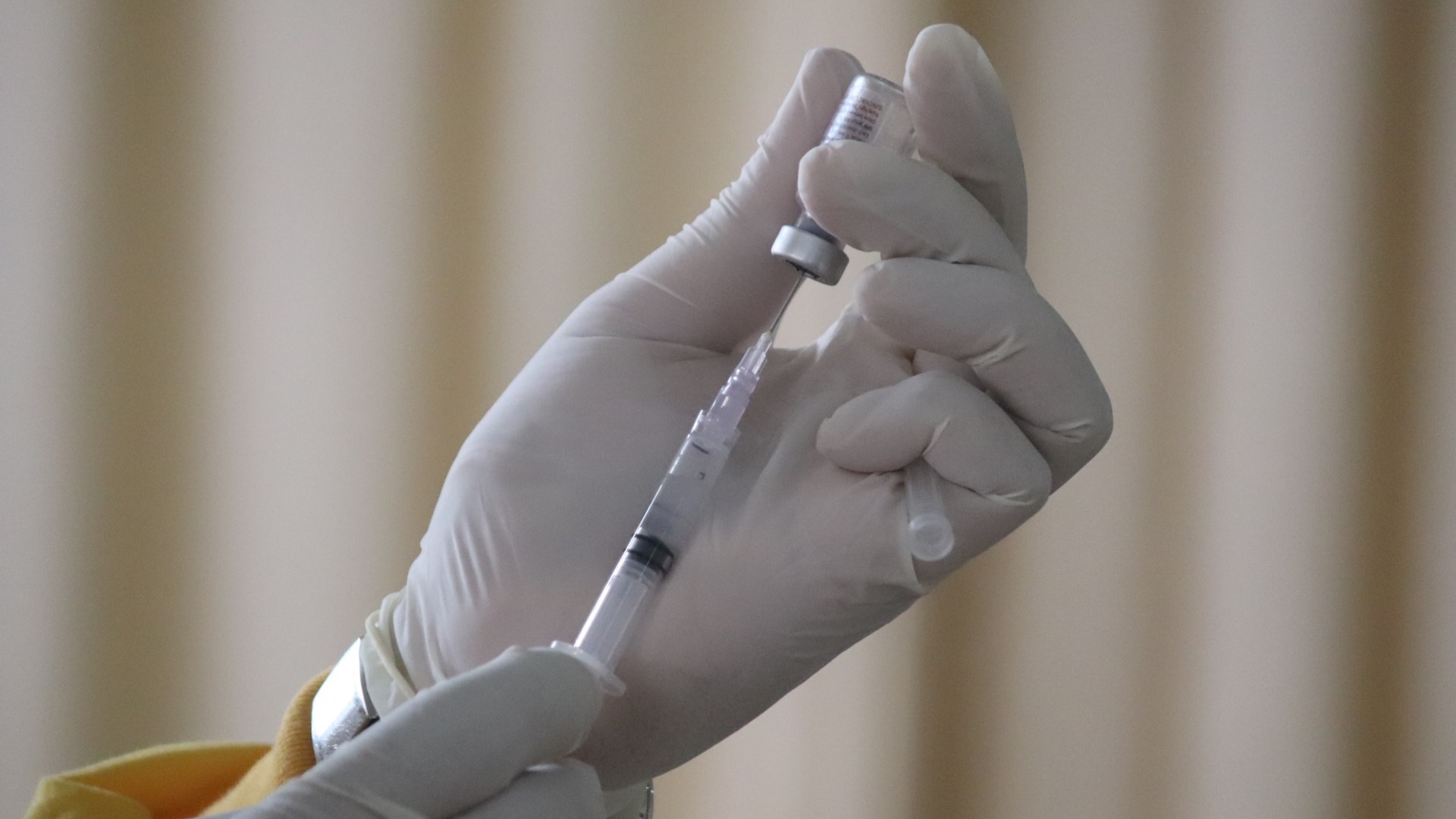 Обязательную вакцинацию от коронавируса отменили в Хабаровском крае
