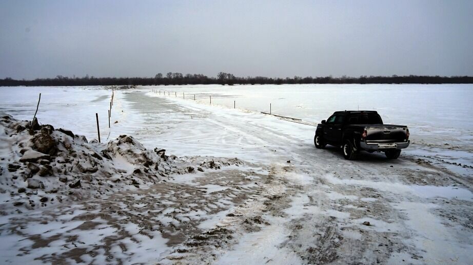 Две ледовые переправы закрыли в Хабаровском районе