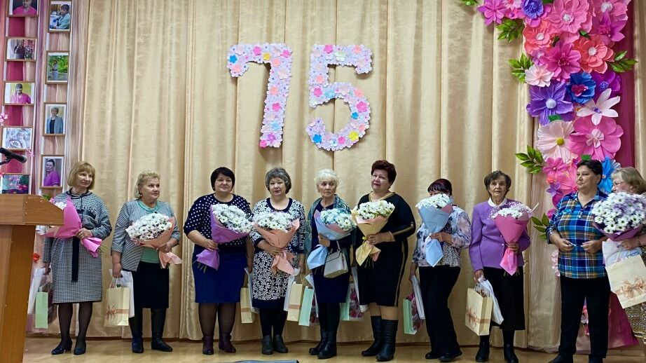 Хабаровскому дому-интернату для престарелых и инвалидов № 2 исполнилось 75 лет