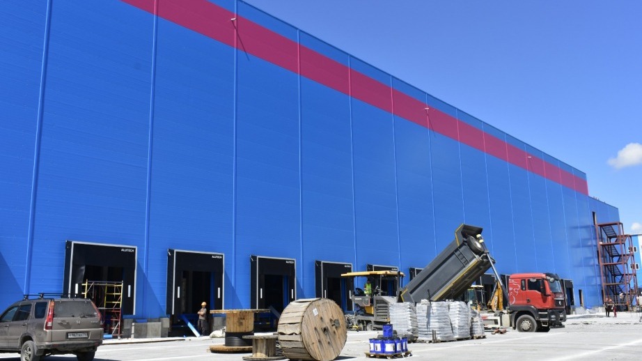 В Хабаровске завершается строительство крупнейшего склада на Дальнем Востоке