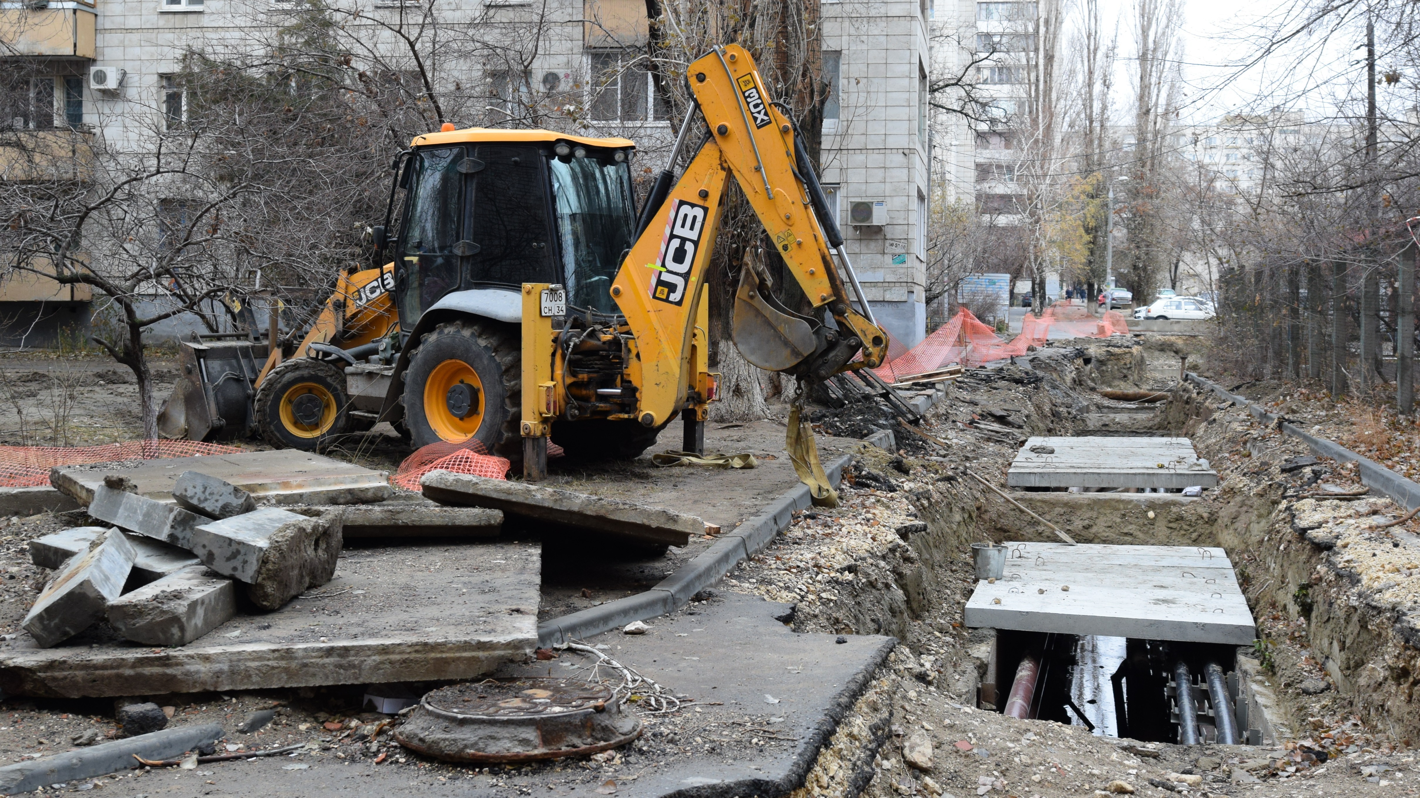 Из-за ремонта канализации две улицы в Хабаровске перекроют для машин