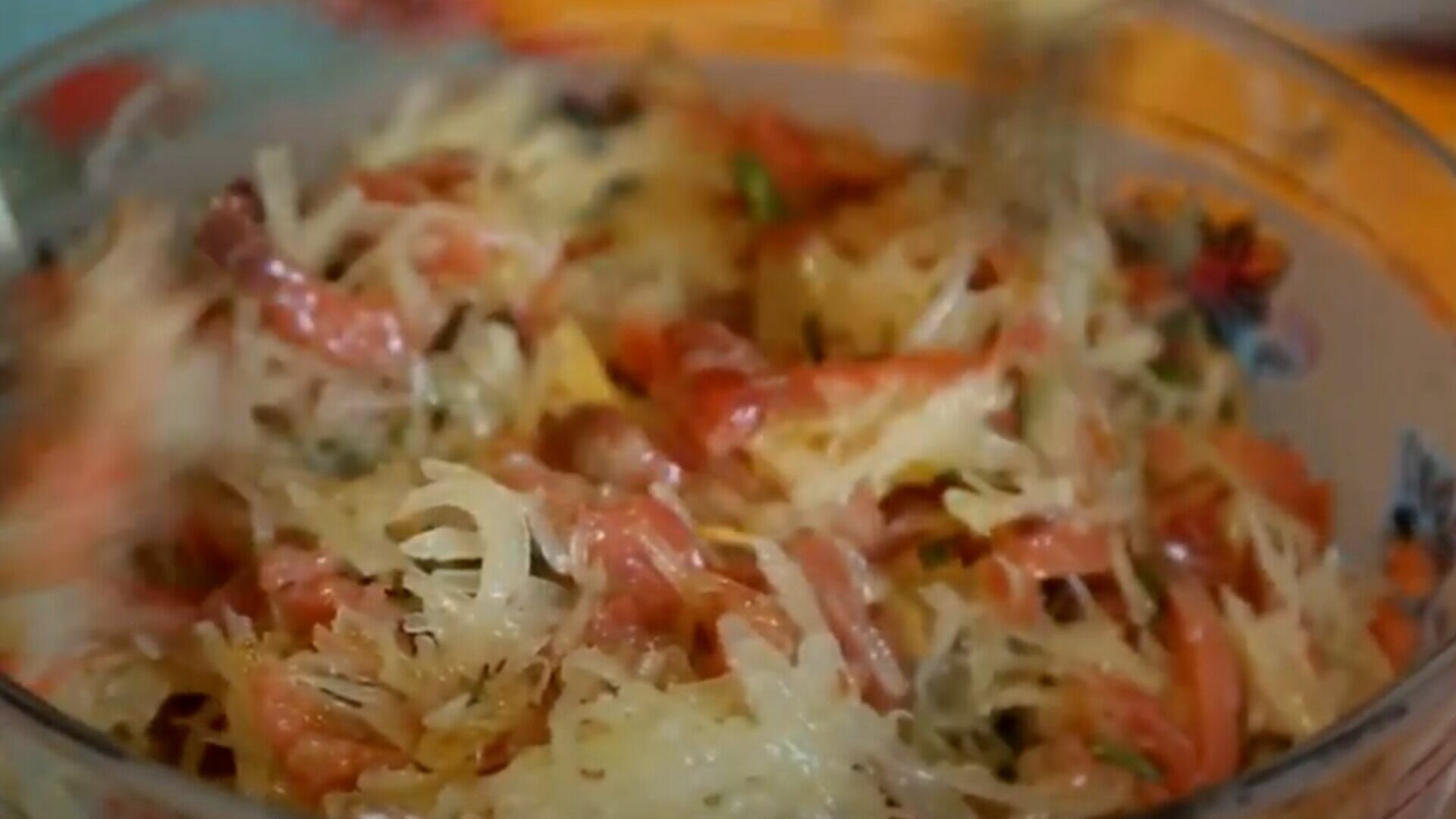Новый год встречаем в Хабаровском крае: картофельный салат с рыбой