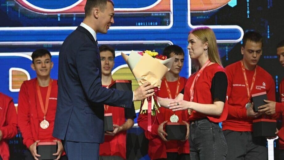 Тысячи девятиклассников приняли участие в фестивале «ОбрФест. Стартап» в Хабаровске