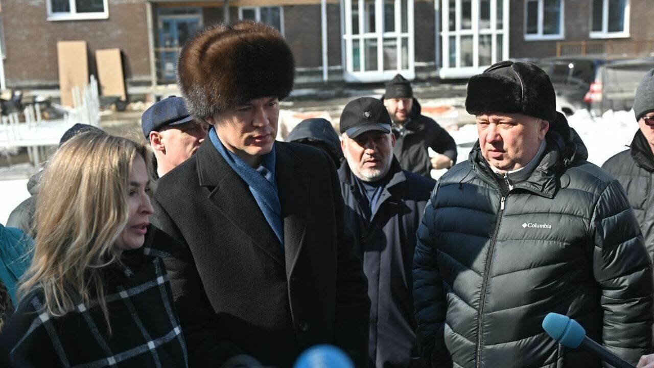 Губернатор Хабаровского края проинспектировал ход строительства многоквартирных домов