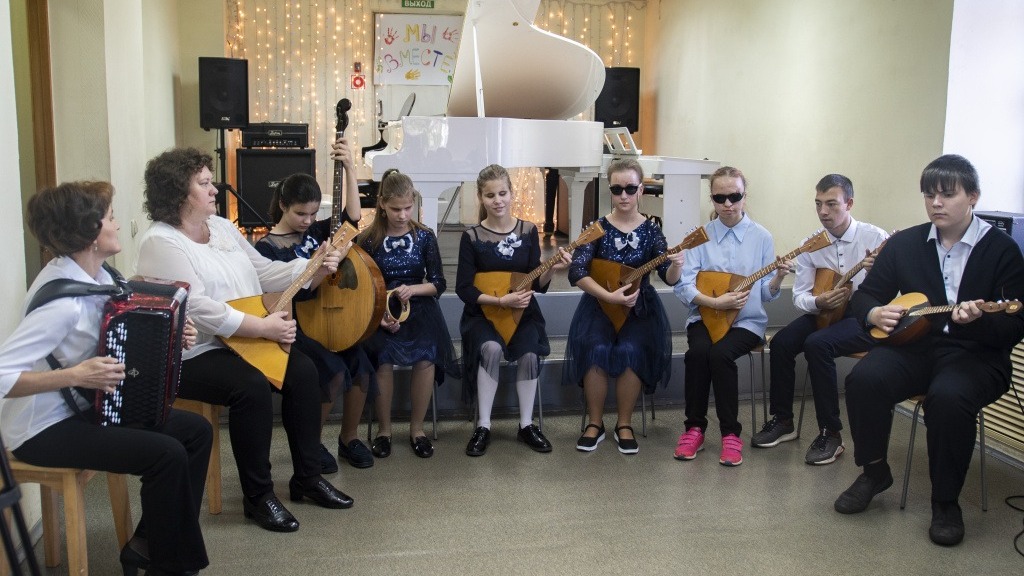 В Хабаровске прошел концерт с участием незрячих и слабовидящих детей