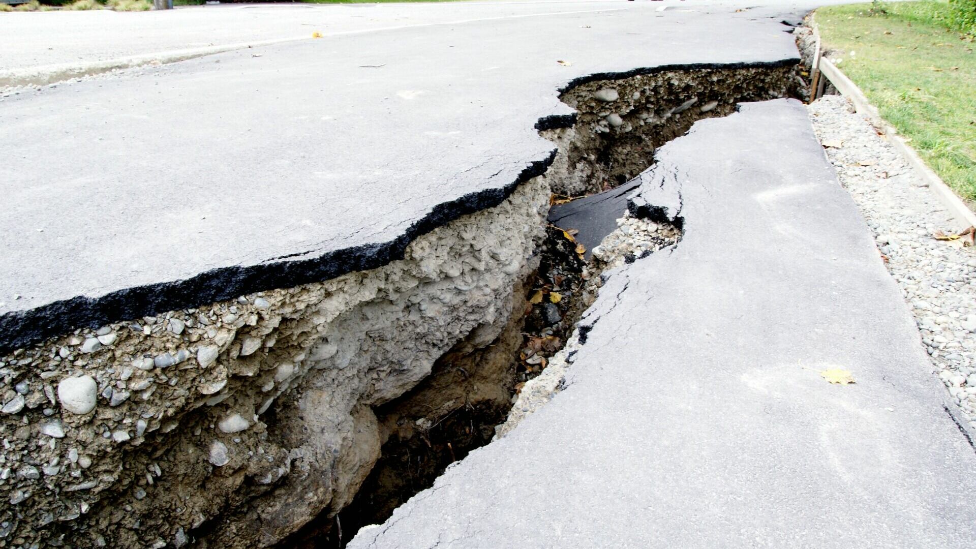 Какова вероятность землетрясения в Хабаровске?