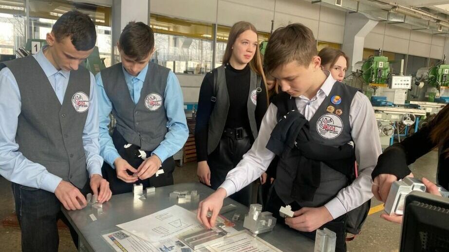 Школьников Хабаровского края знакомят с возможностями проекта «Профессионалитет»