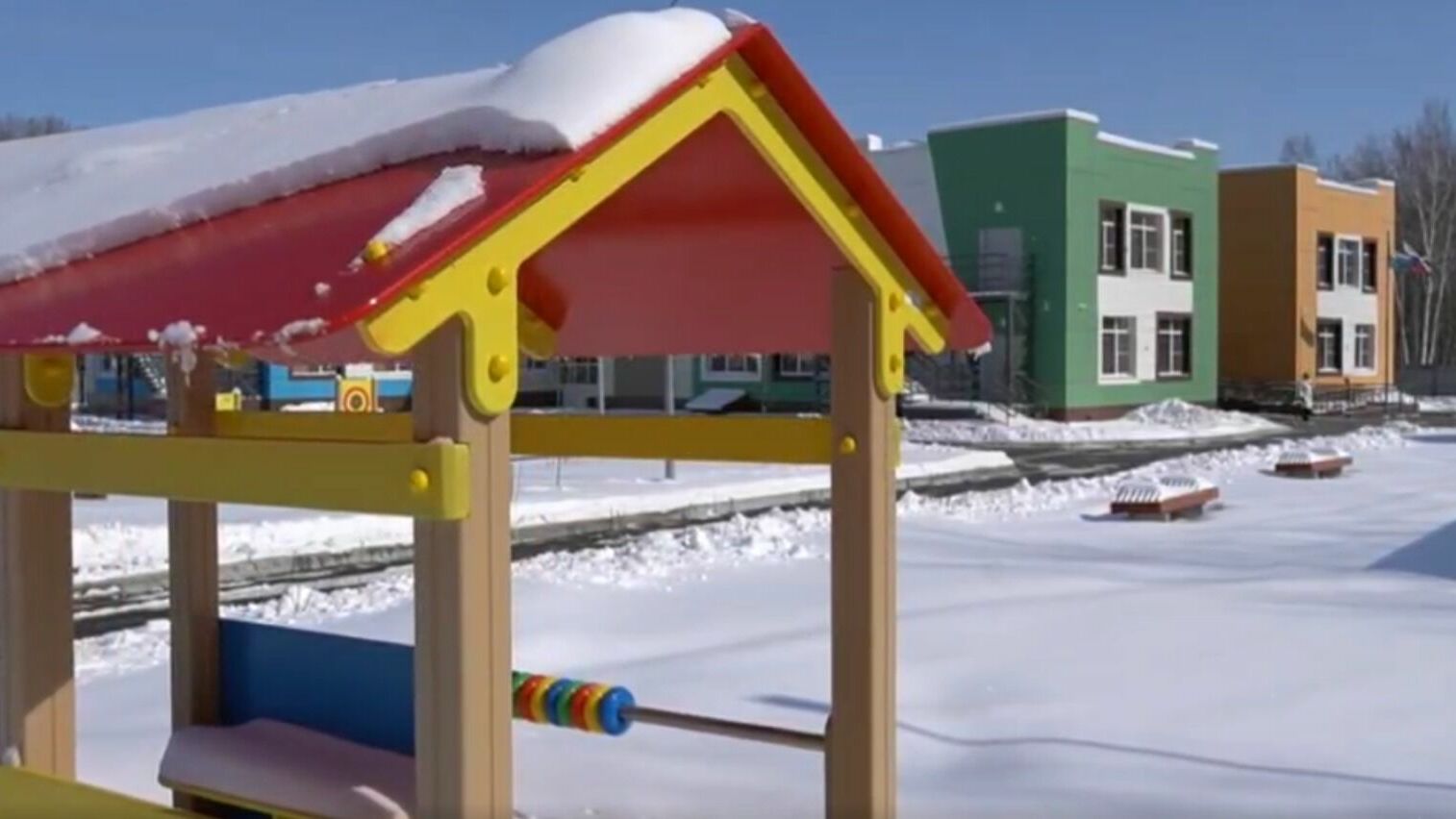 Губернатор Хабаровского края проинспектировал достроенный детский сад