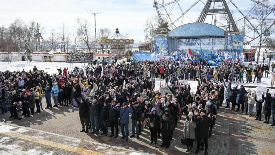 Годовщины воссоединения Крыма с Россией отпраздновали хабаровчане